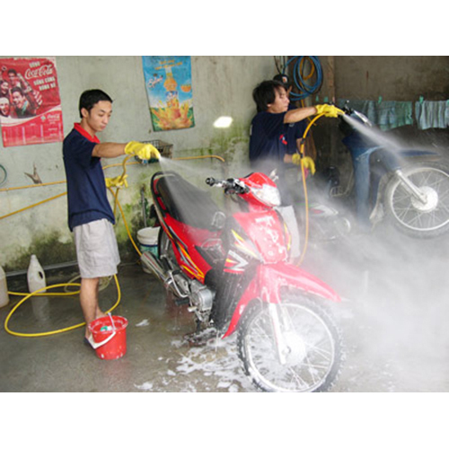 bán máy rửa xe máy tại Hòa Bình
