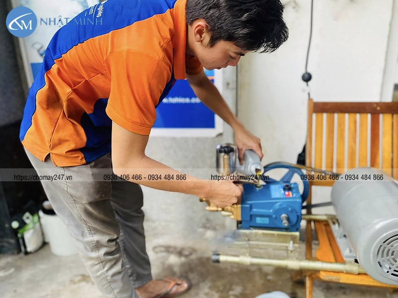 Sửa máy rửa xe dây đai bị chảy dầu