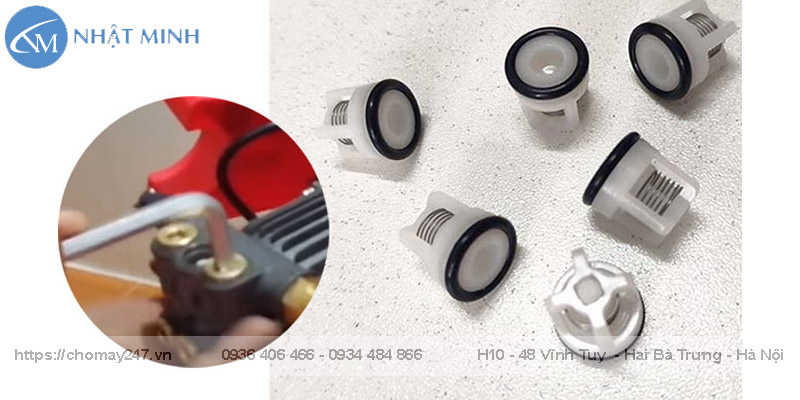 Van chiều bị hở làm giảm áp lực đường nước dẫn đến máy rửa xe mini bị yếu nước
