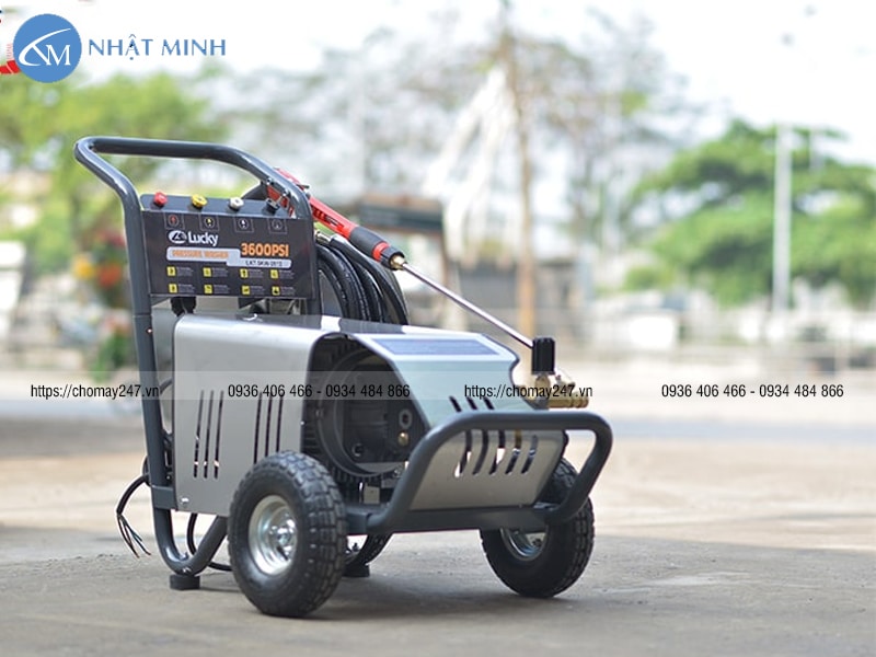 Máy rửa xe 7.5kw công suất lớn nhất cho tiệm chọn mẫu nào